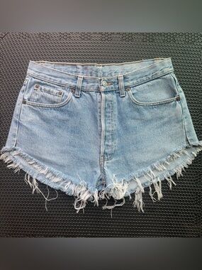 Levis Vintage Cutoff Short Shorts Frayed Hot Pants sz 6/8